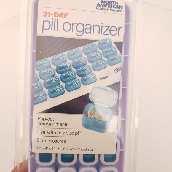 North American Blue 31 Day Large Pill Organizer Pop Out Compartments - Picture 5 of 8